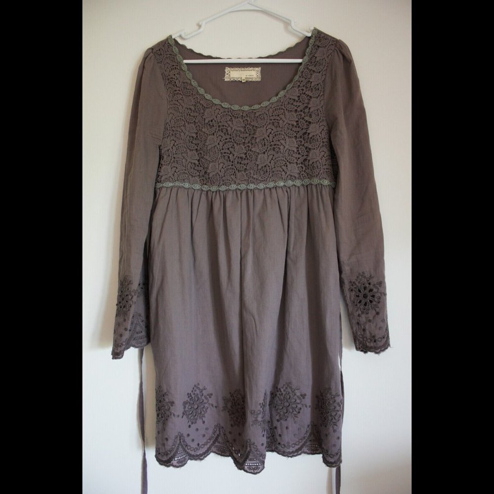 A'reve Long-Sleeve Lace Detailed Dress